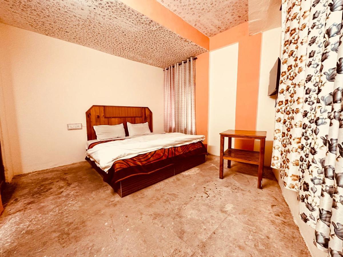 Hotel D Kanchan Manali Ngoại thất bức ảnh