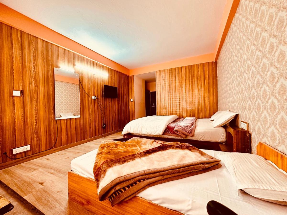 Hotel D Kanchan Manali Ngoại thất bức ảnh